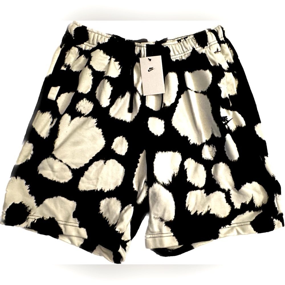 Nike Sport Essentials acid wash fleece shorts
